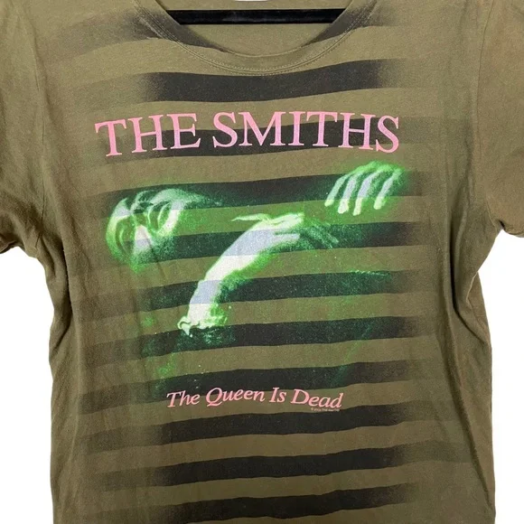 The Smiths 2004 The Queen Is Dead Album Art Band T-Shirt Hard to Find XXL Womans - Picture 8 of 16